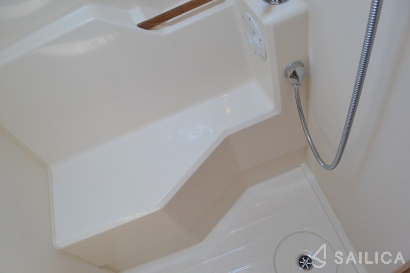 Hanse 455 - Yacht Charter Sailica