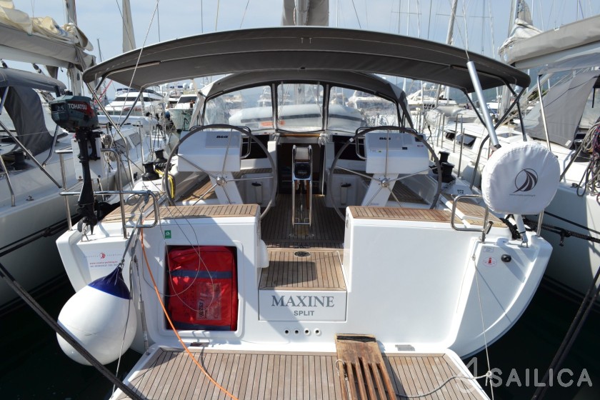 Hanse 455 - Yacht Charter Sailica