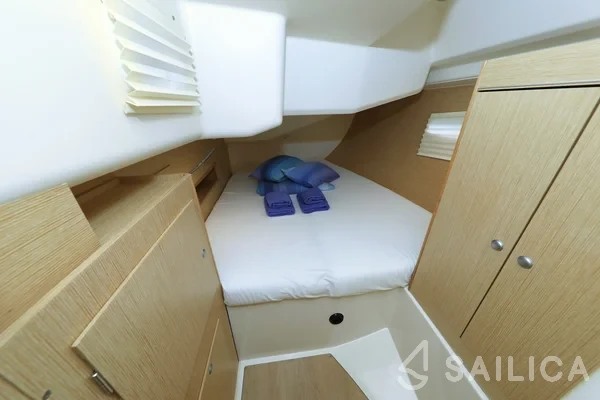 Hanse 455 - Yacht Charter Sailica