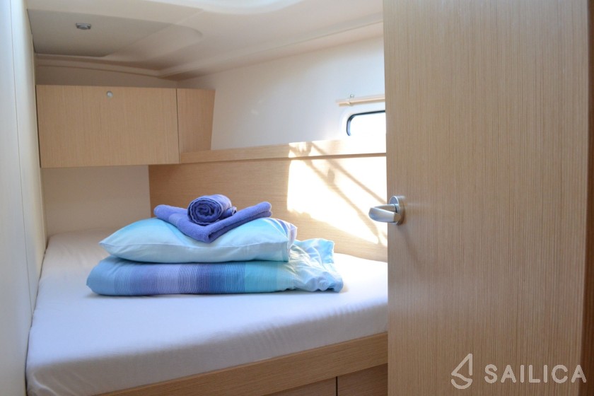 Hanse 455 - Yacht Charter Sailica
