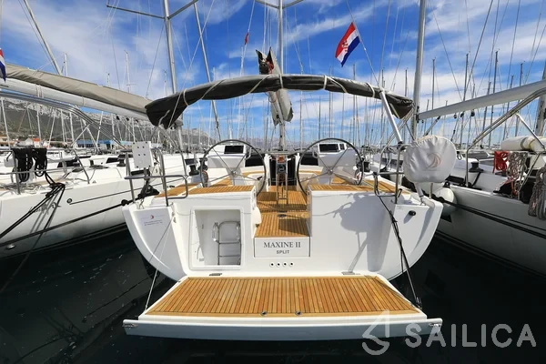 Hanse 455 - Yacht Charter Sailica