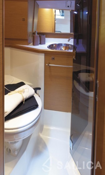 Sun Odyssey 379 - Yacht Charter Sailica