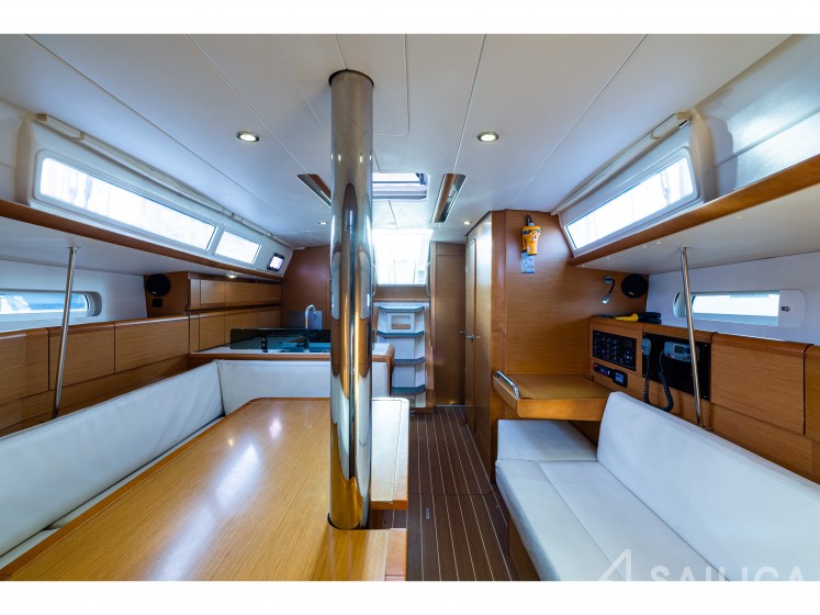 Sun Odyssey 379 - Yacht Charter Sailica