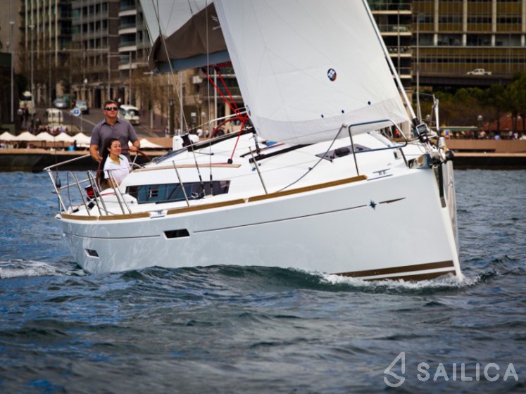 Sun Odyssey 379 - Yacht Charter Sailica