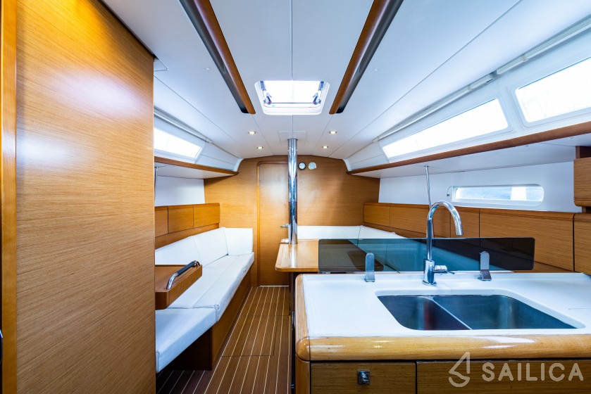 Sun Odyssey 379 - Yacht Charter Sailica