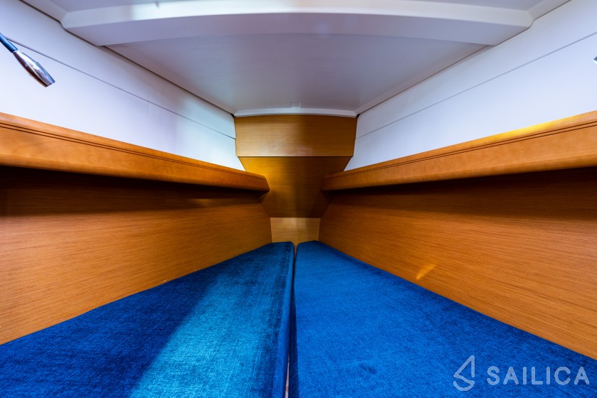 Sun Odyssey 379 - Yacht Charter Sailica
