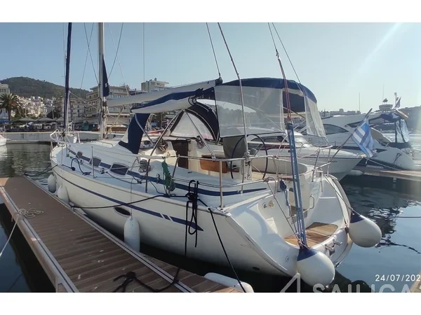 Bavaria 39 Cruiser - Yacht Charter Sailica