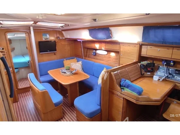 Bavaria 39 Cruiser - Yacht Charter Sailica