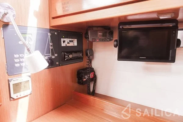 Bavaria 40 Cruiser - Yacht Charter Sailica