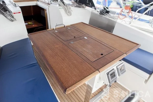 Bavaria 40 Cruiser - Yacht Charter Sailica