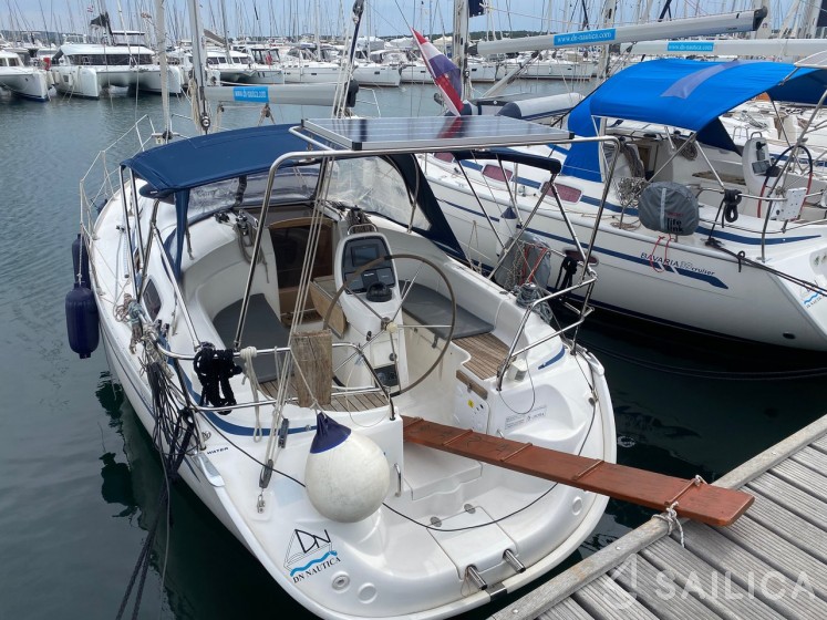 Bavaria 30 Cruiser - Yacht Charter Sailica