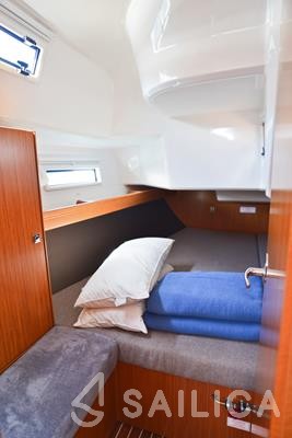 Bavaria 37 Cruiser - Yacht Charter Sailica