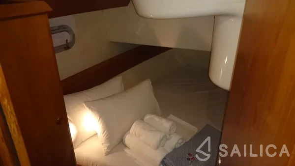 Sun Odyssey 36.2 - Yacht Charter Sailica