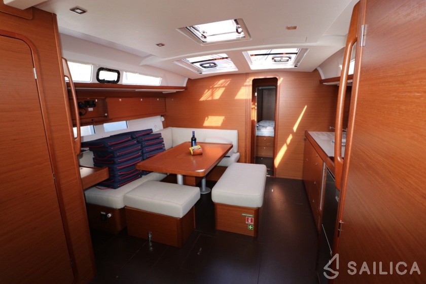 Dufour 460 GL - Yacht Charter Sailica