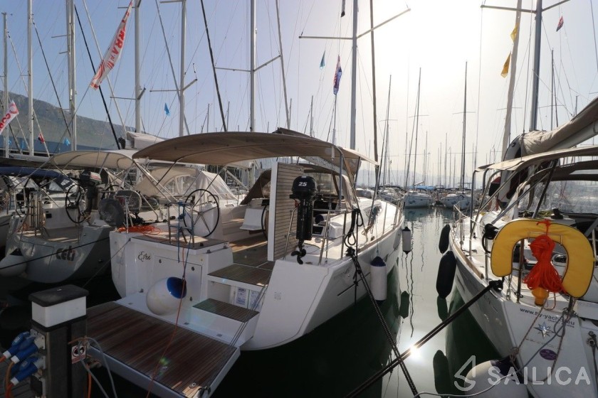 Dufour 460 GL - Yacht Charter Sailica