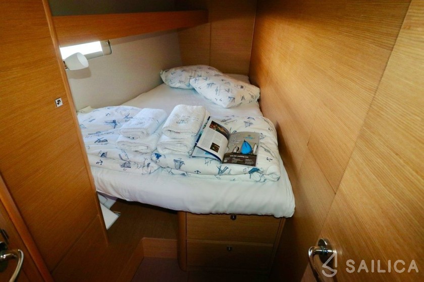 Dufour 460 GL - Yacht Charter Sailica