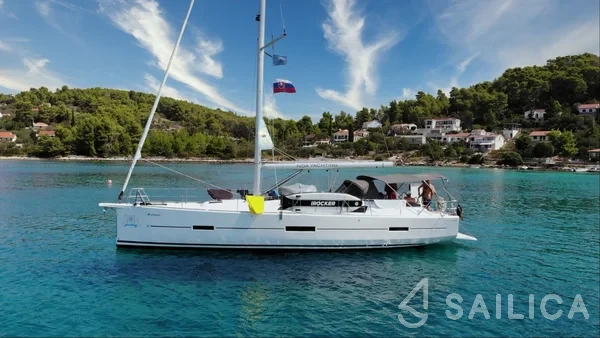 Dufour 460 GL - Yacht Charter Sailica
