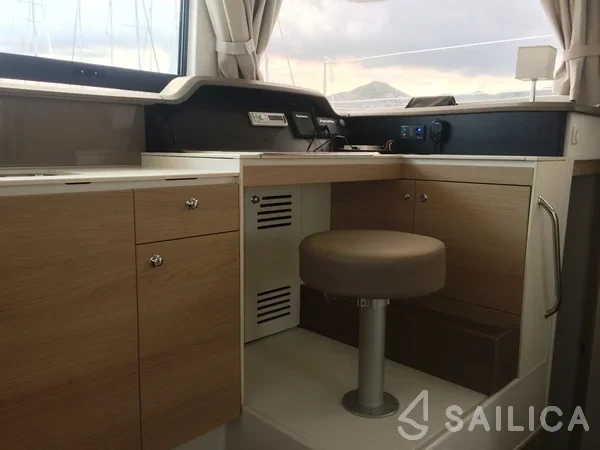 Bali 4.0 - Yacht Charter Sailica
