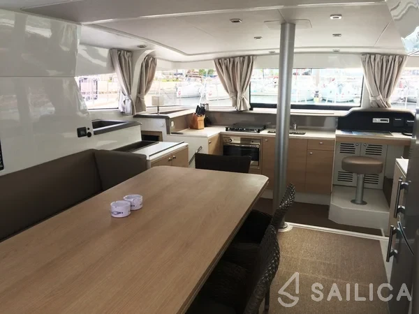Bali 4.0 - Yacht Charter Sailica