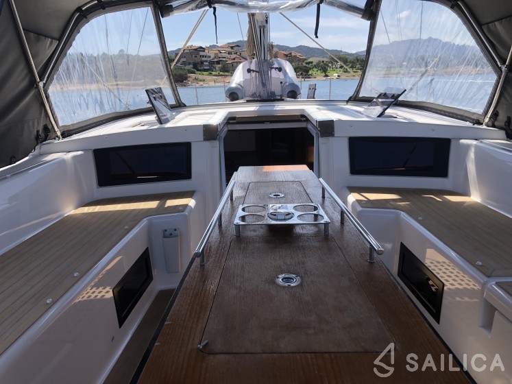 Dufour 530 - Yacht Charter Sailica