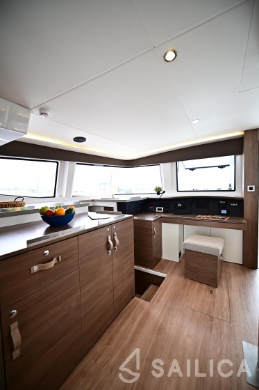 Bali 4.8  - Yacht Charter Sailica