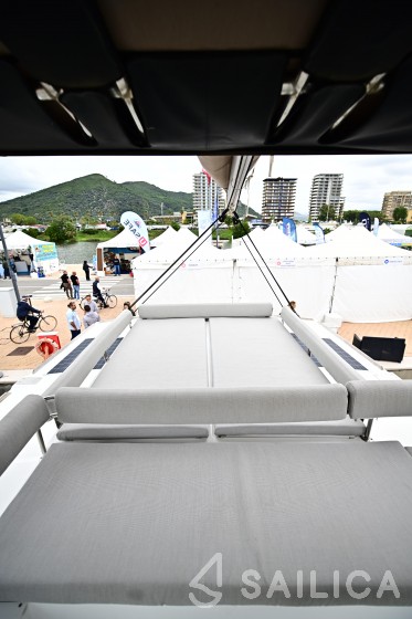 Bali 4.8  - Yacht Charter Sailica