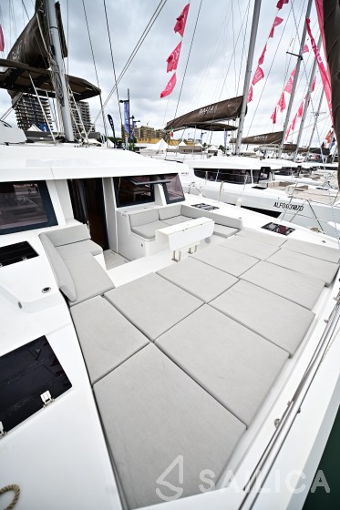 Bali 4.8  - Yacht Charter Sailica