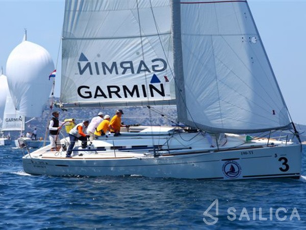 First 35 - Yacht Charter Sailica