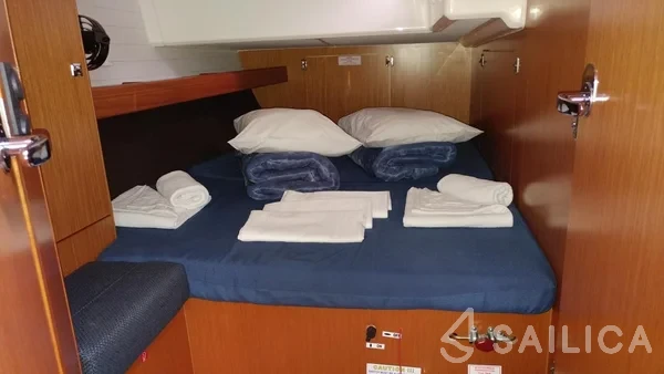 Bavaria 46 Cruiser - Yacht Charter Sailica