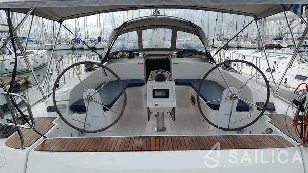 Bavaria 46 Cruiser - Yacht Charter Sailica