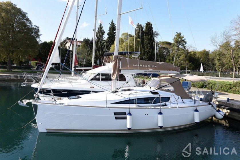 Elan 35 Impression - Yacht Charter Sailica
