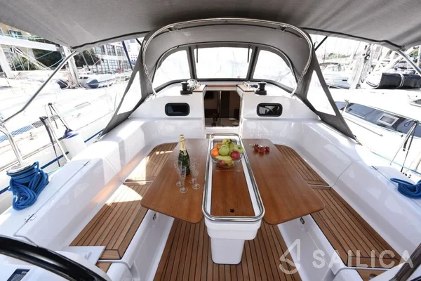 Elan 45 Impression - Yacht Charter Sailica