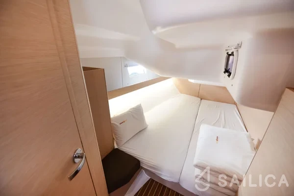 Elan 45 Impression - Yacht Charter Sailica