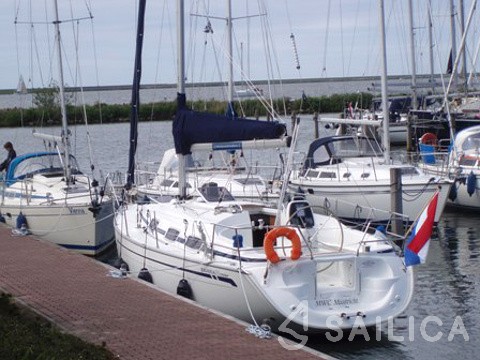 Bavaria 30 Cruiser - Yacht Charter Sailica