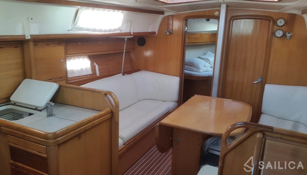 Bavaria 37 - Yacht Charter Sailica