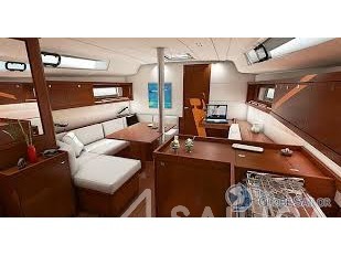 Oceanis 41 - Yacht Charter Sailica