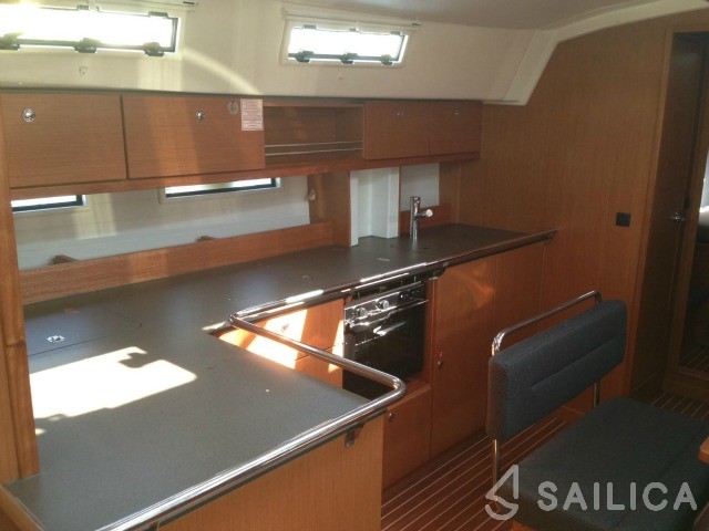 Bavaria Cruiser 45 - Yacht Charter Sailica