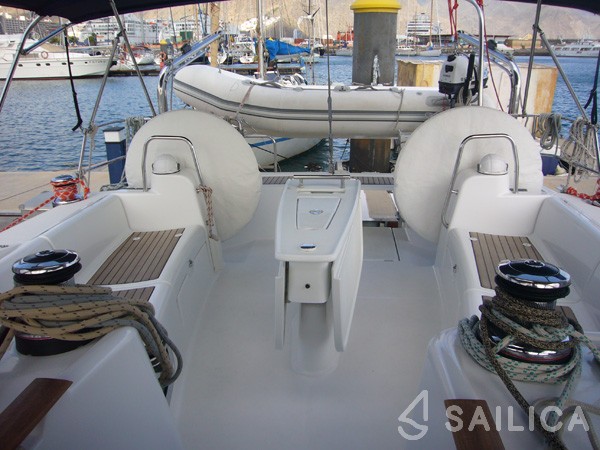 Oceanis 50 Family - Yacht Charter Sailica