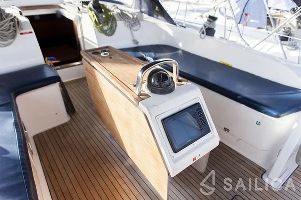 Bavaria 51 Cruiser - Yacht Charter Sailica