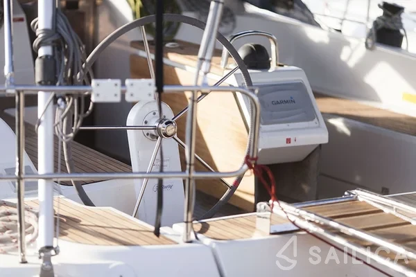 Bavaria 51 Cruiser - Yacht Charter Sailica
