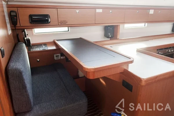 Bavaria 51 Cruiser - Yacht Charter Sailica
