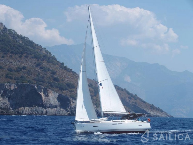 Sun Odyssey 409 - Yacht Charter Sailica