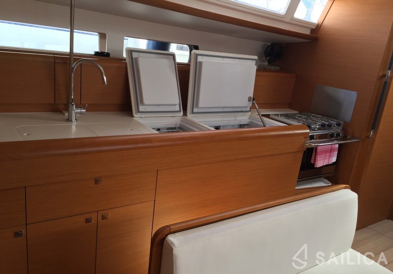 Sun Odyssey 479 - Yacht Charter Sailica