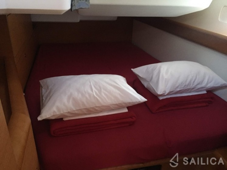 Sun Odyssey 479 - Yacht Charter Sailica
