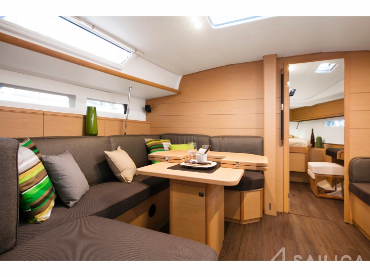 Sun Odyssey 479 - Yacht Charter Sailica