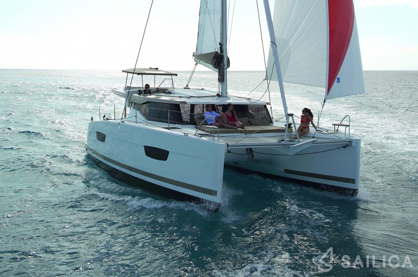 Lucia 40 - Yacht Charter Sailica