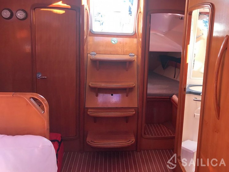Bavaria 39 Cruiser - Yacht Charter Sailica