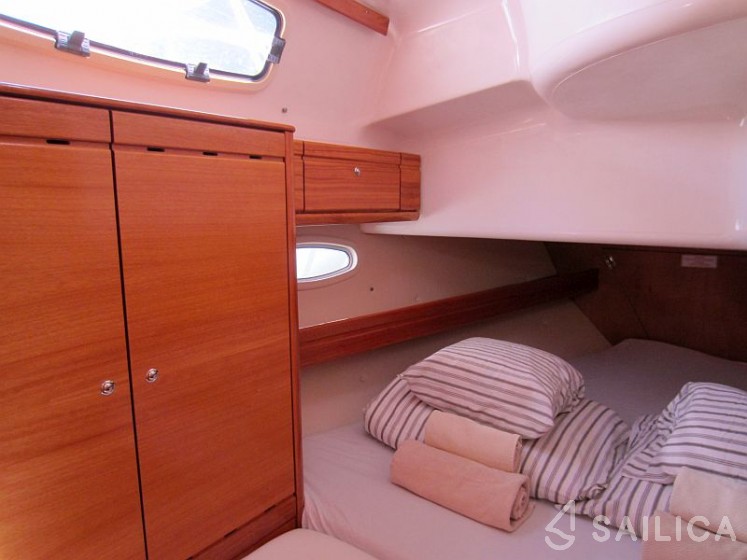 Bavaria 39 Cruiser - Yacht Charter Sailica