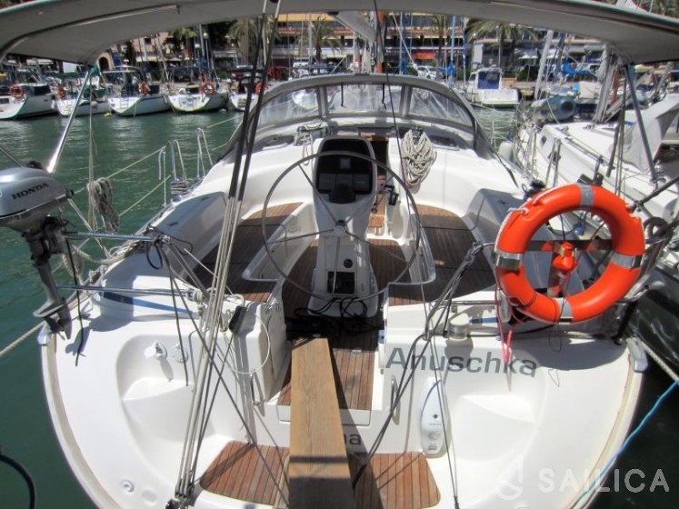 Bavaria 39 Cruiser - Yacht Charter Sailica