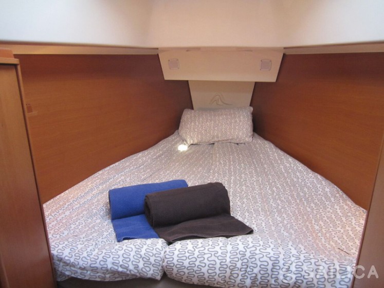 Hanse 325 - Yacht Charter Sailica